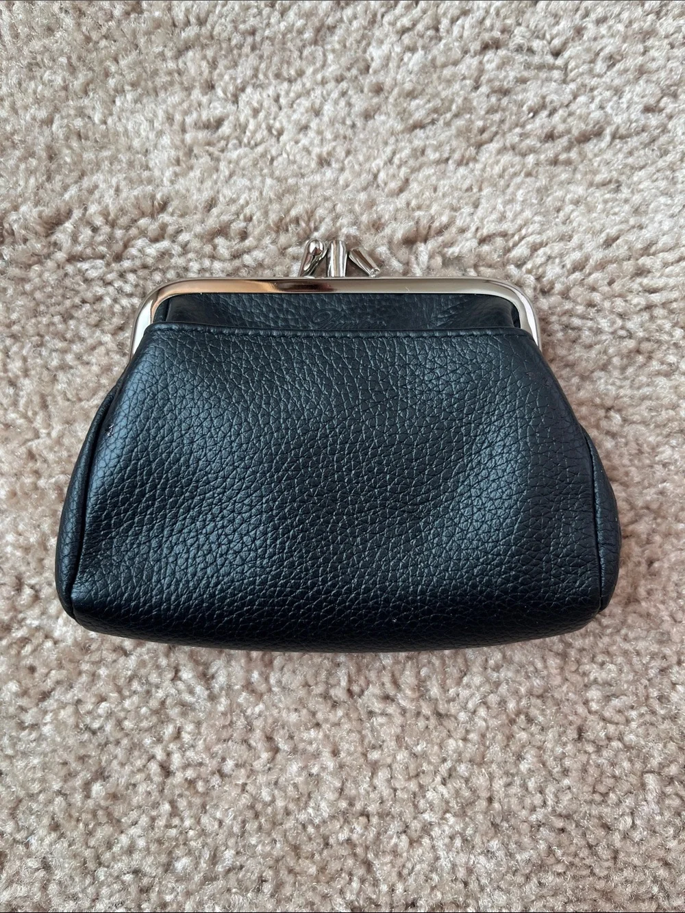 Button 1893 Leather Kisslock Coin Purse